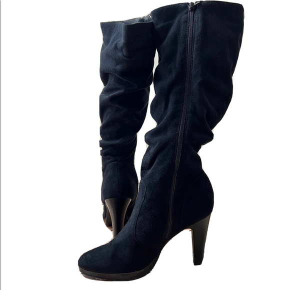 X-Appeal Faux Suede Black Zip up boots size 10 EUC - Picture 7 of 7